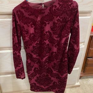 Women’s bodycon dress.